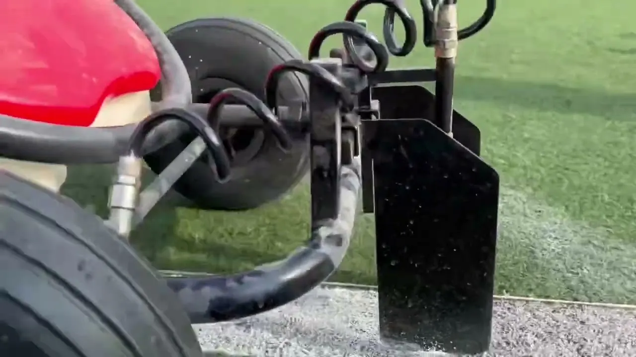 Traccialinee per campi da calcio Scopri la gamma LineeBrillanti